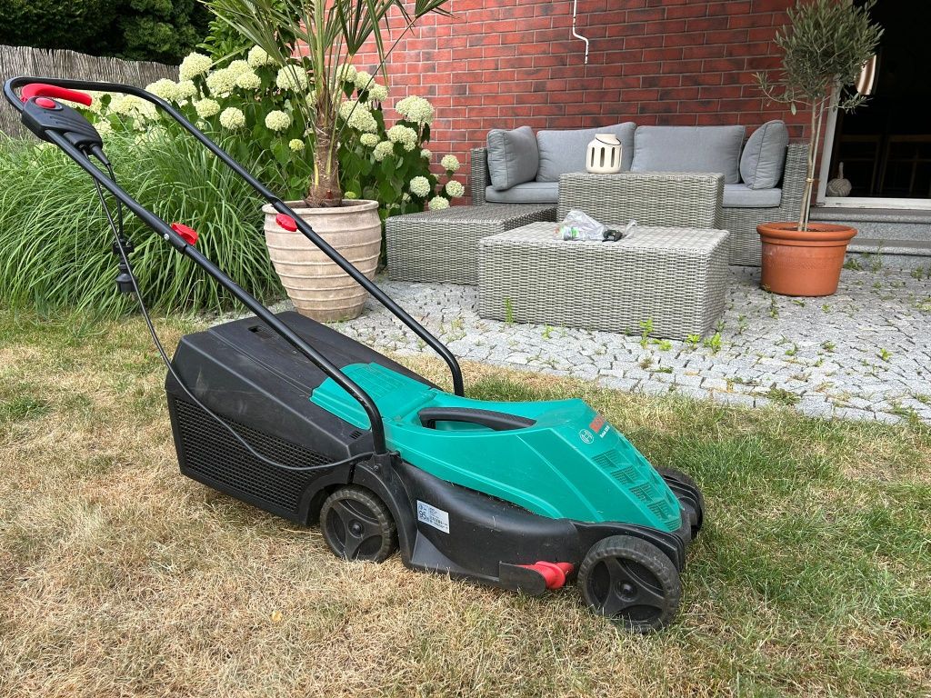 Kosiarka Bosch 320 ER