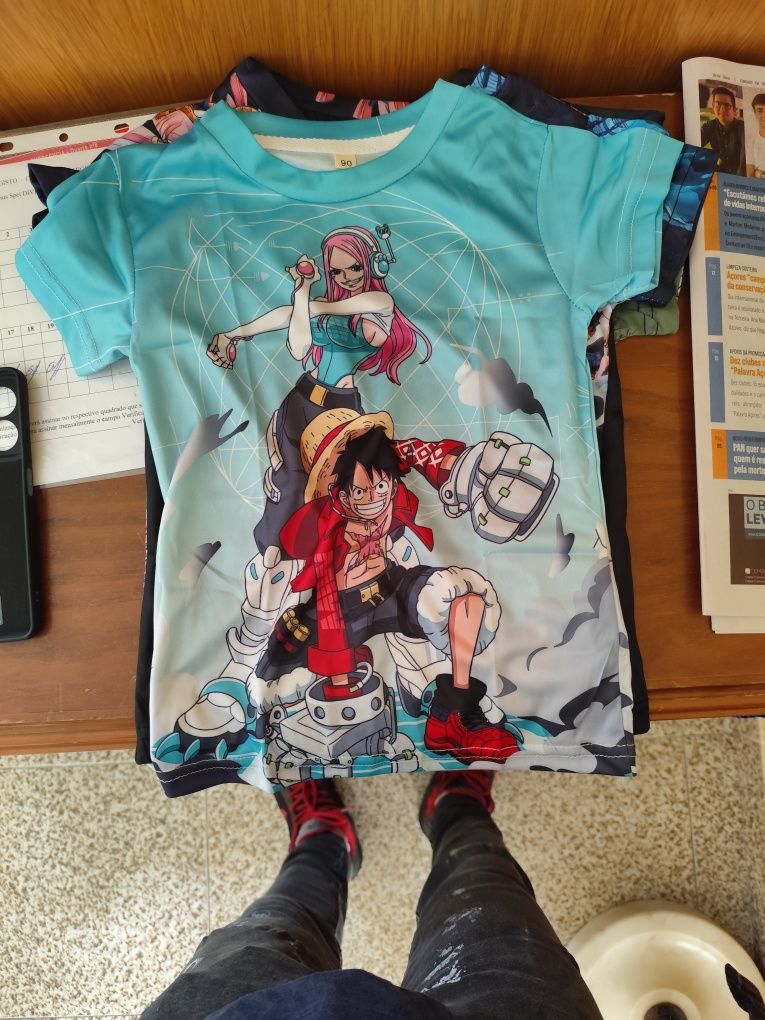 T-shirts 6/7 anos