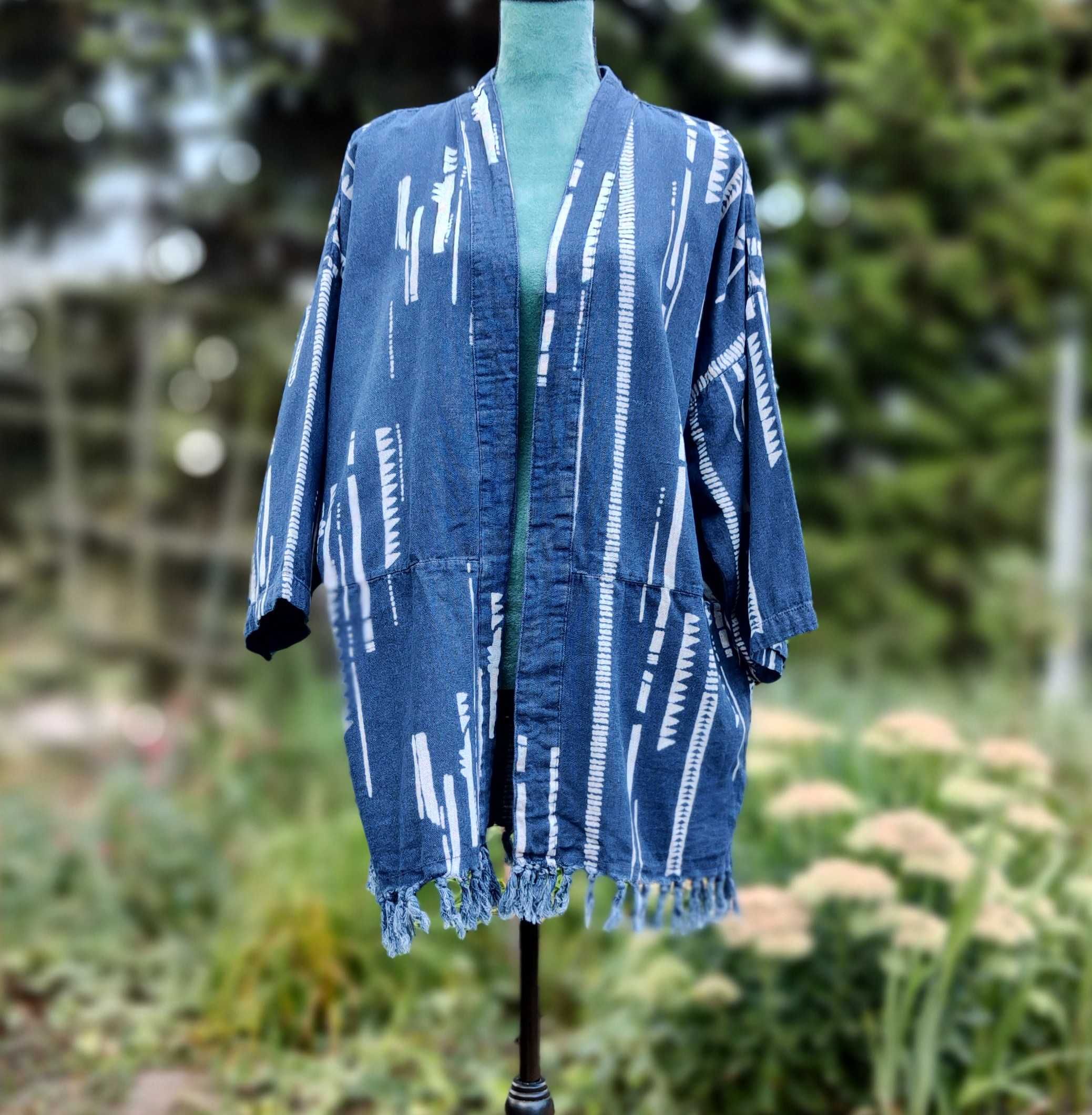 Niebieska granatowa narzutka Pull&Bear boho bohemian bawełna kurtka