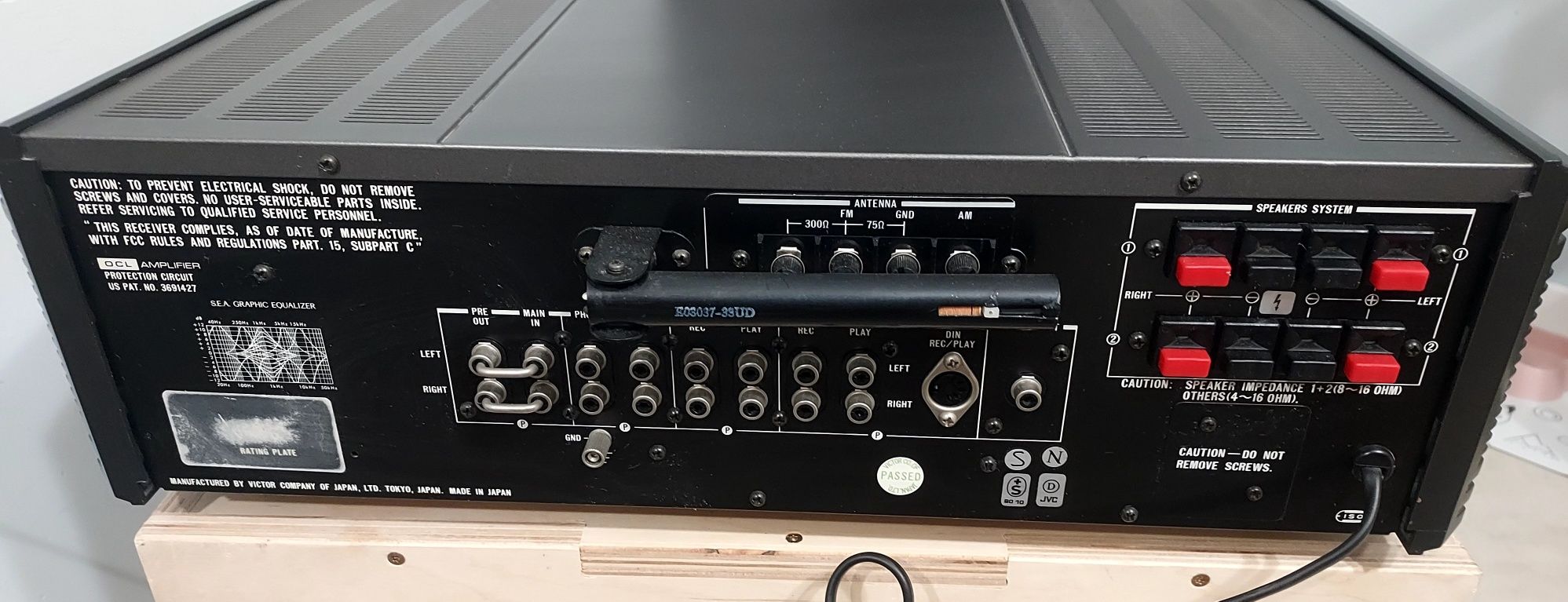 Amplituner JVC JR-S300 Mark II Solid State Monster