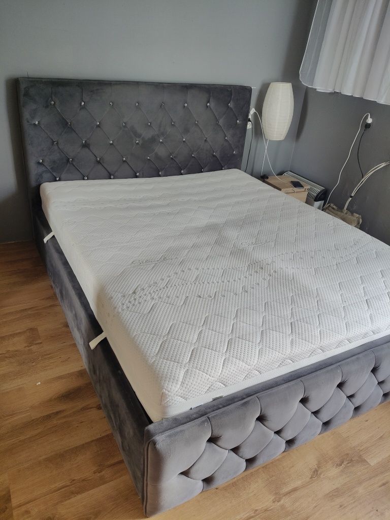 Sprzedam łóżko do sypialni