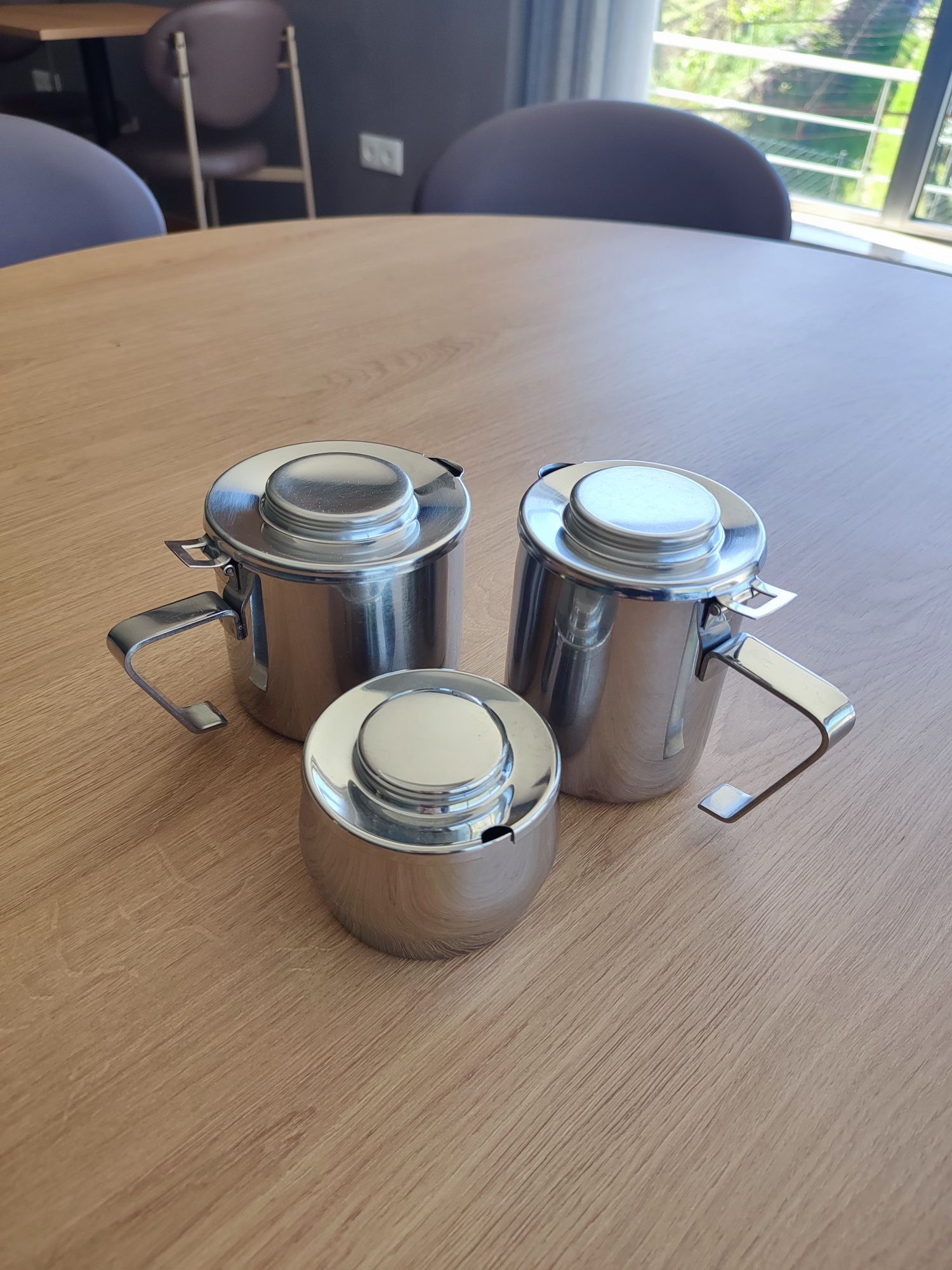 Conjunto de bules com açucareiro