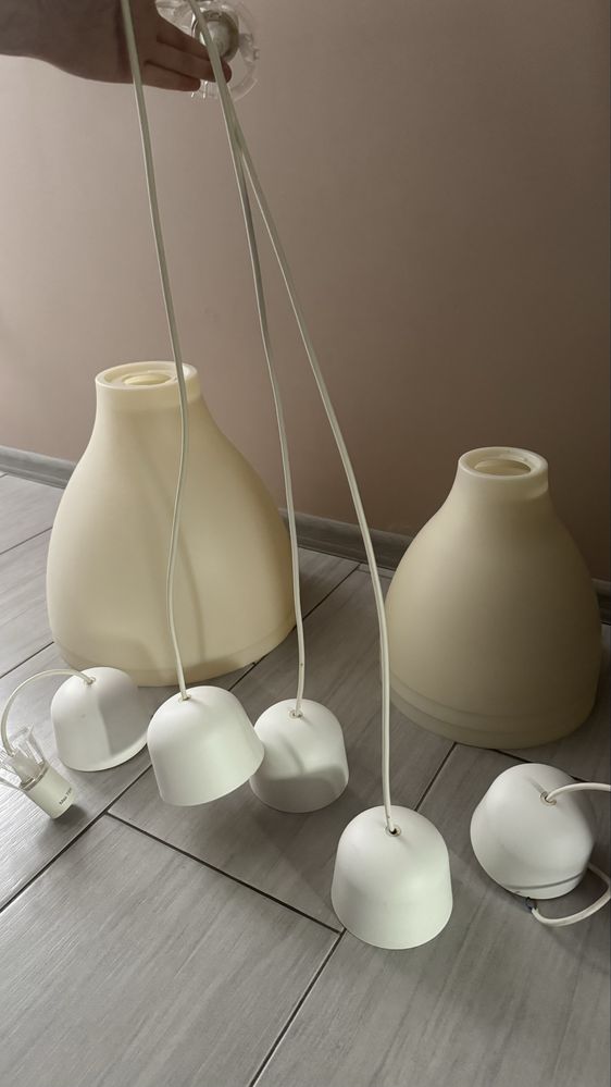 Białe Lampy wiszące ikea