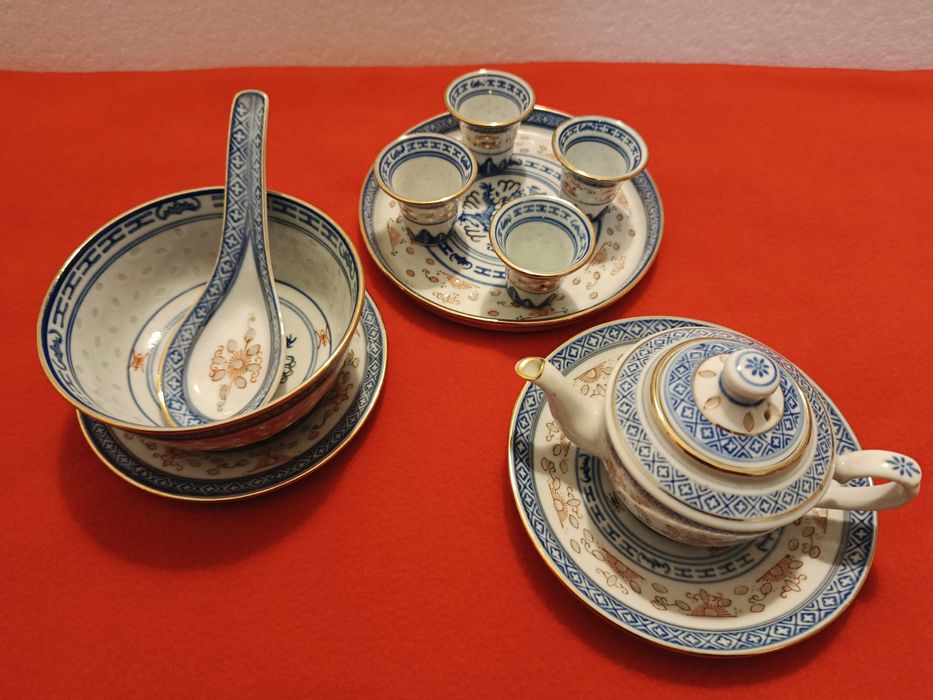Serviço porcelana chinesa "Bago de Arroz"