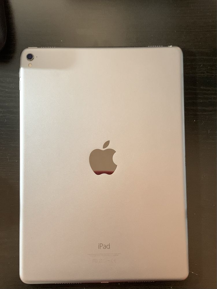 Ipad pro 9.7” 32 gb