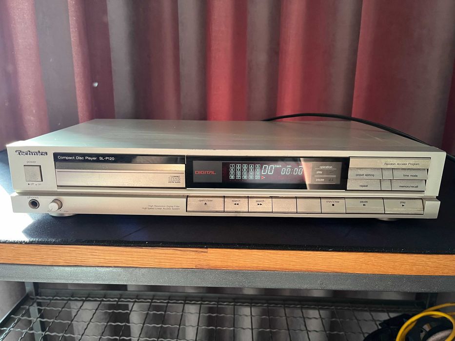 CD player Technics SL-P120