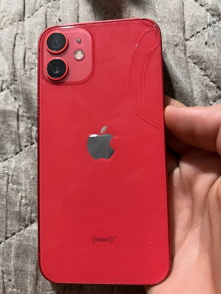Iphone 12 mini .
