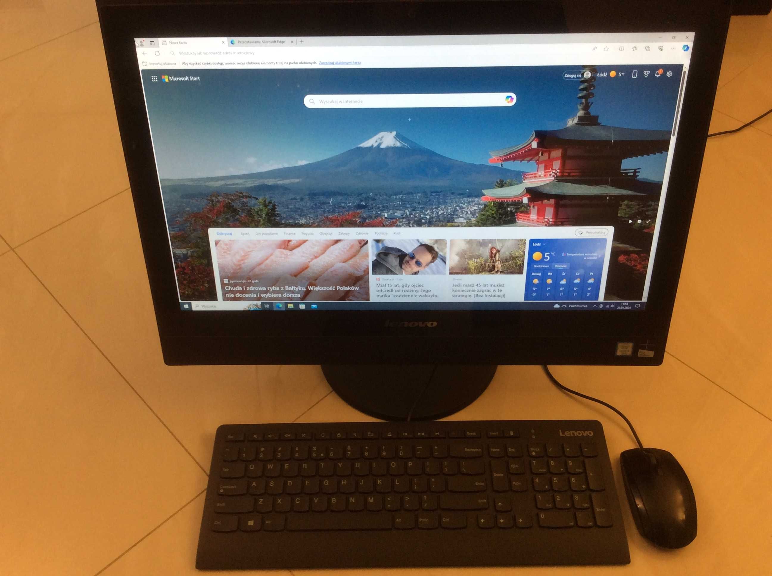 Komputer w monitorze 22''AiO/LenovoS400/i5 4x2,4/8GB/SSD256GB/Win11PRO