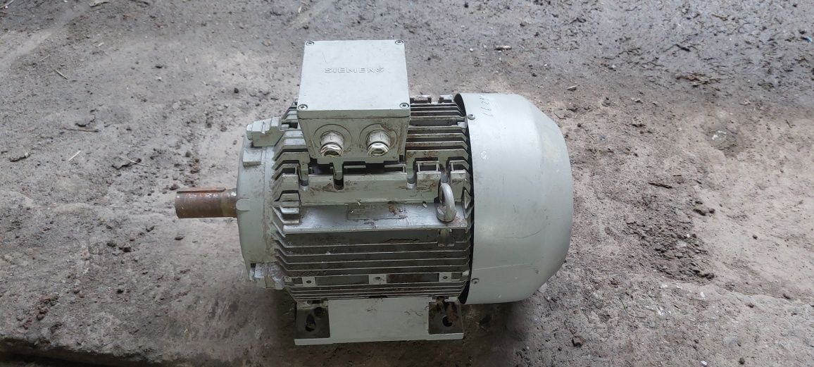 Silnik elektryczny Siemens 9.5KW 1465 obr.