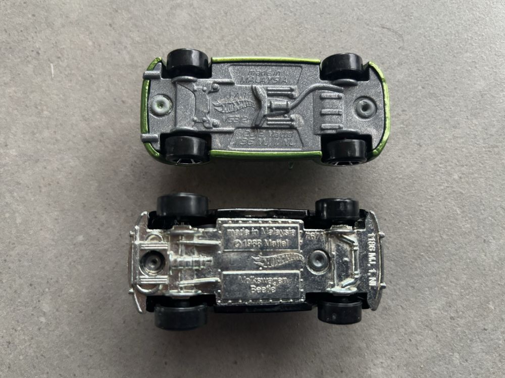 Resoraki Hot Wheels 2X VW Volkswagen Beetle / New Beetle