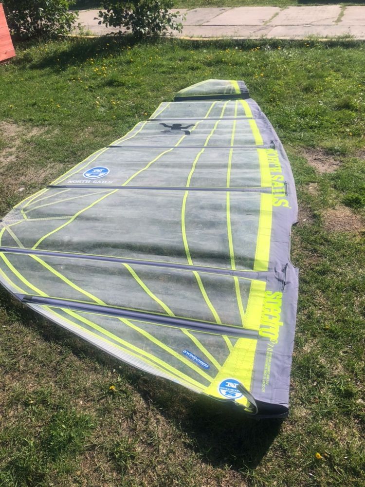 Zestaw windsurfing deska STARBOARD + 2 pendniki