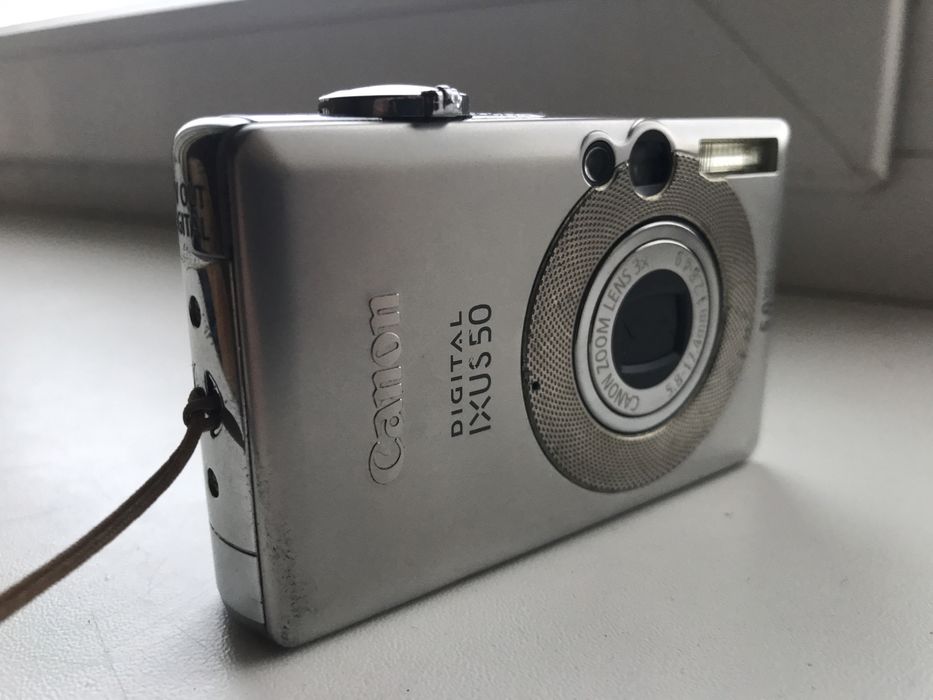Продаю Canon ixus 50