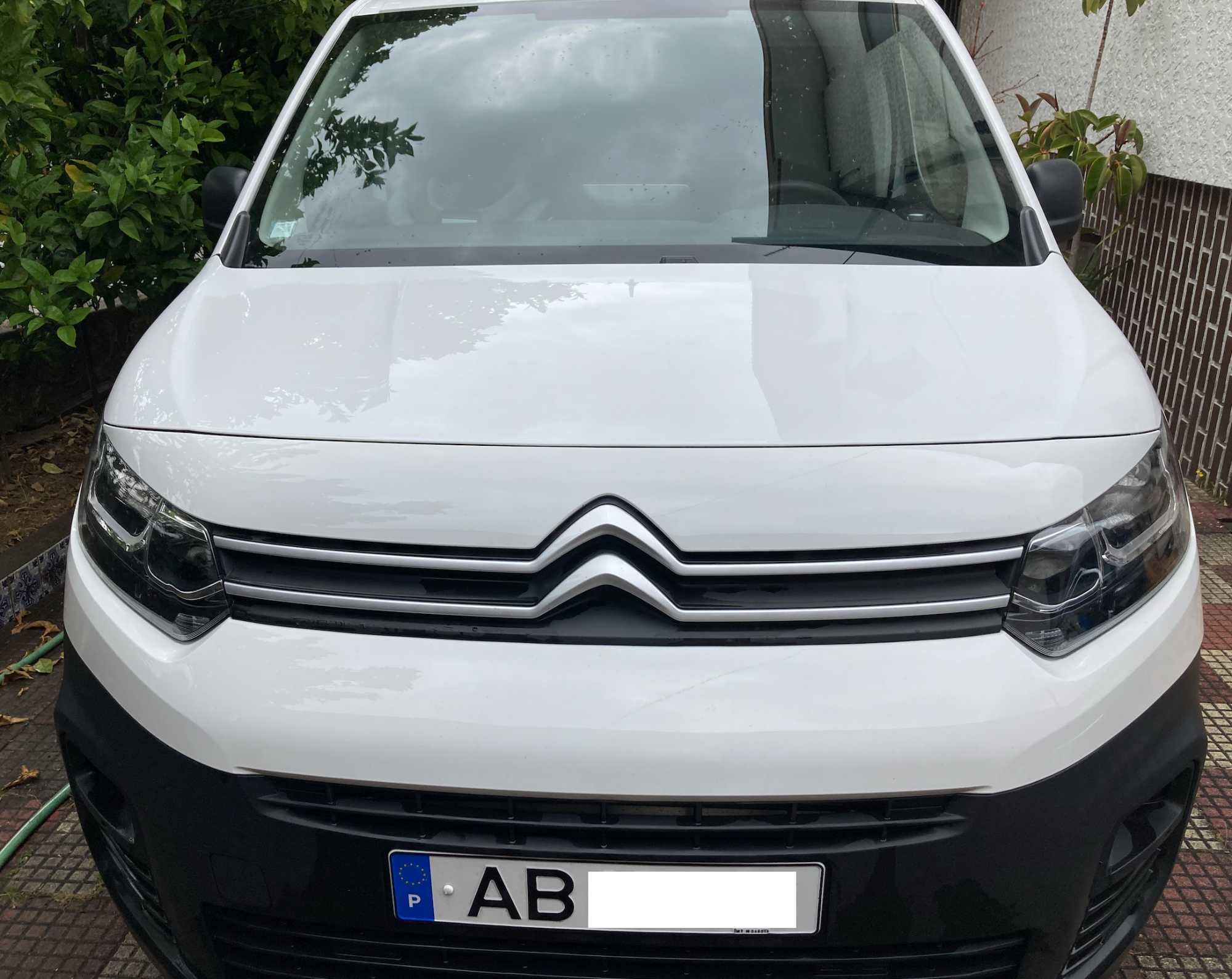 Citroen Berlingo XL 1.5 Blue HDI Branca 102cv C/iva dedutível