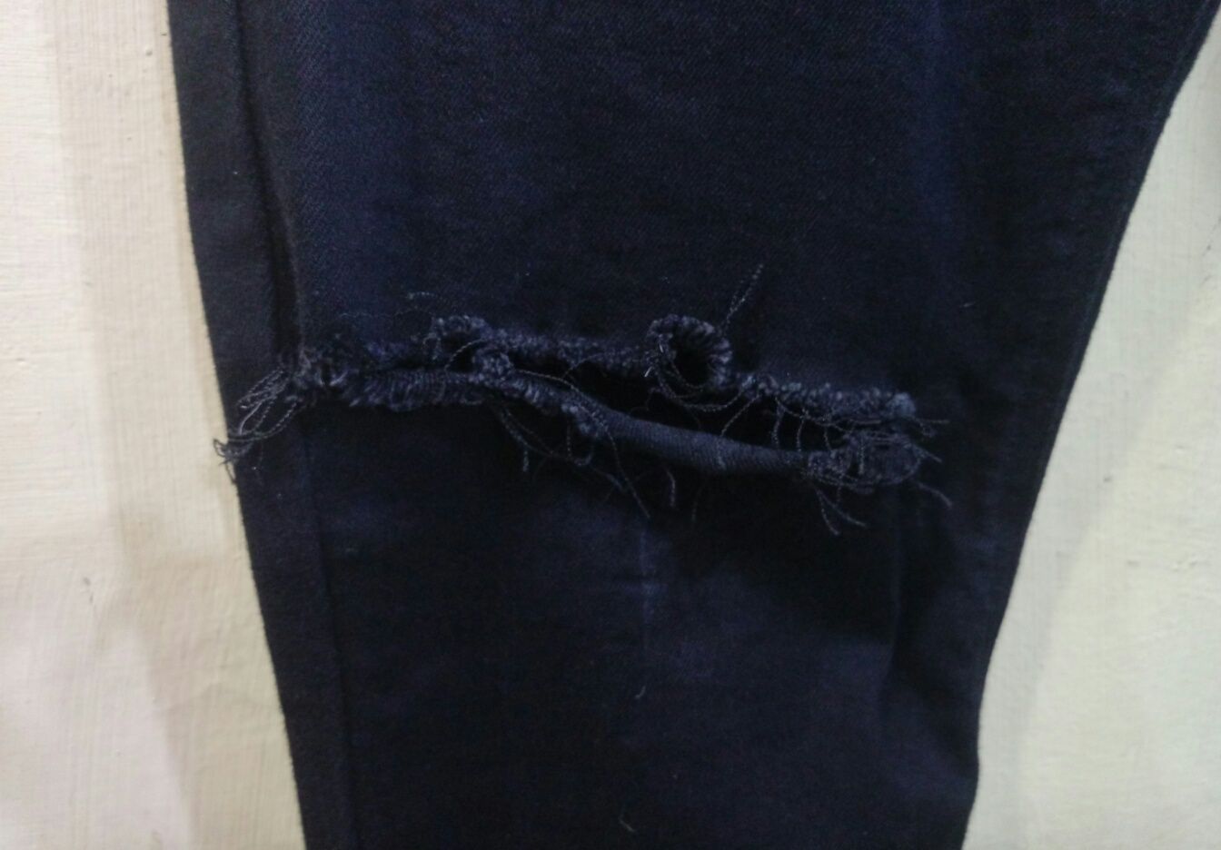 Оригинал черные летние женские джинсы Asos Design