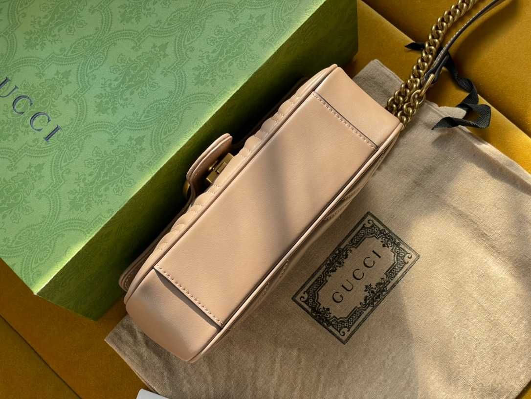 Torebka na ramię Gucci Marmont z łańcuszkiem