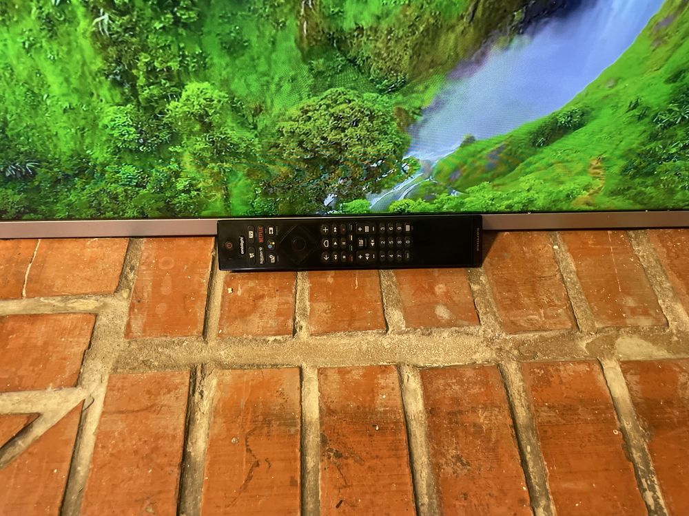 Телевізор Philips 65 smart tv 4k