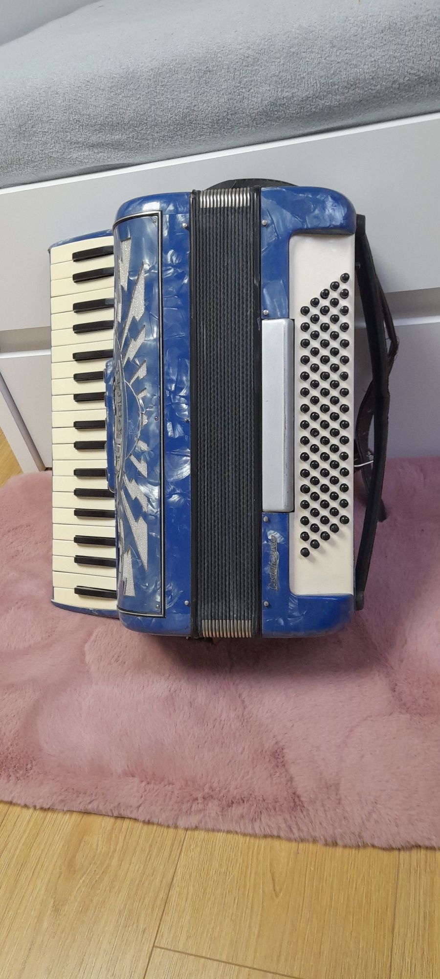 Akordeon włoski 80bas  futerał
