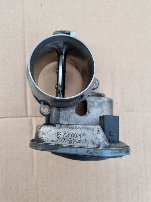 Przepustnica klapa gasząca BMW E90 E60 E70 E65 M57 3.0d 2.0d 218KM