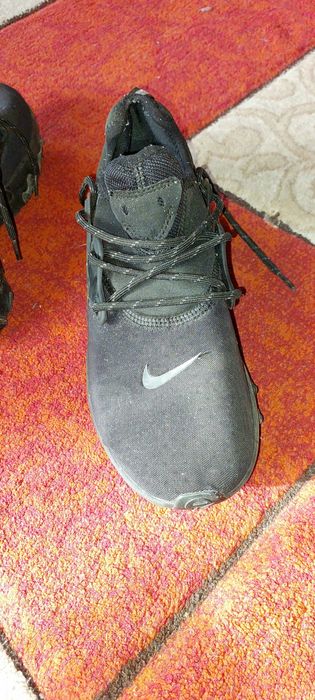 Чоловічі кросівки nike весна 43