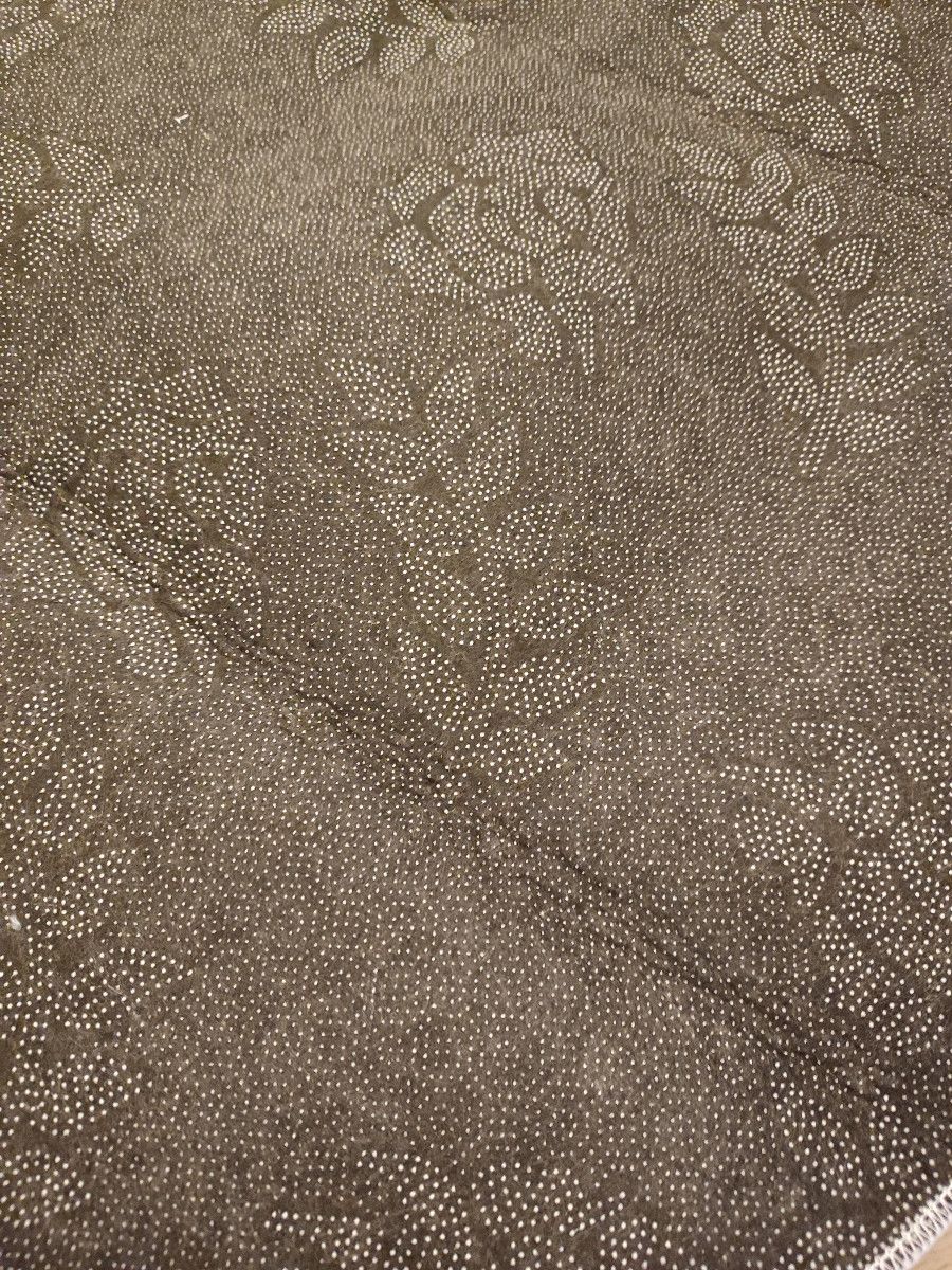 Nowy dywan okrągły z wzorem 80 cm