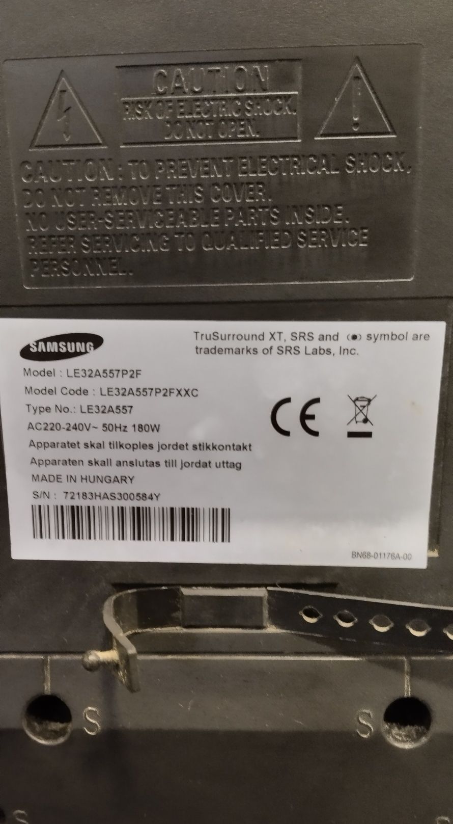 TV LCD Samsung com suporte