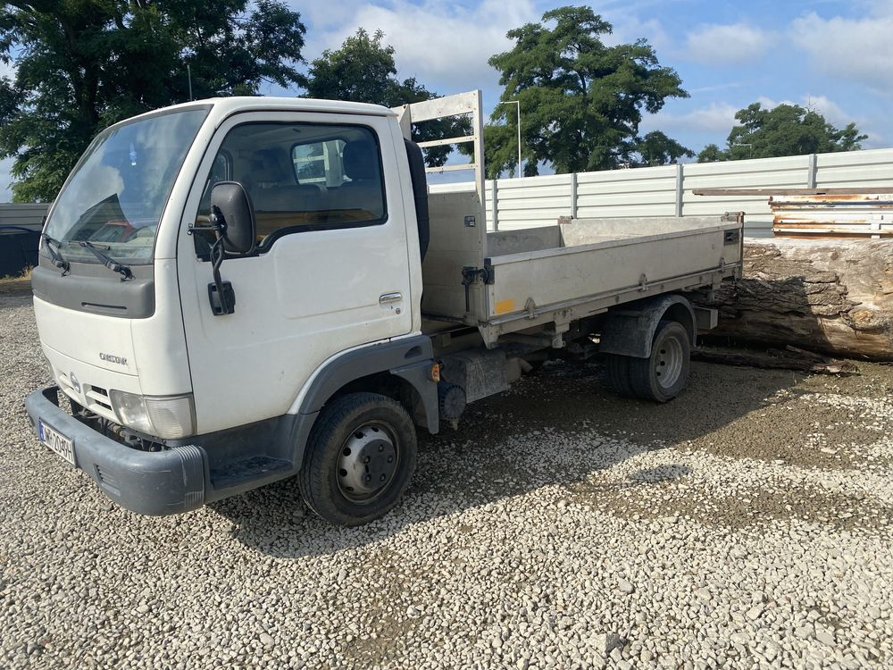 Wywrotka nissan cabstar 3.0