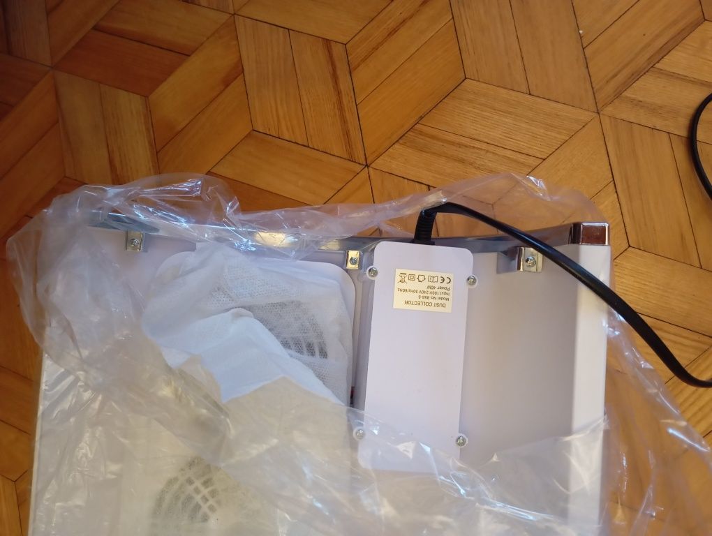 Pochłaniacz do paznokci Nail Dust Collector SM-858-5