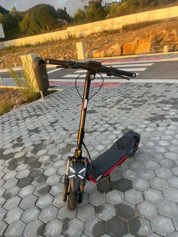 Trotinete Elétrica SEGWAY ZT3 Pro