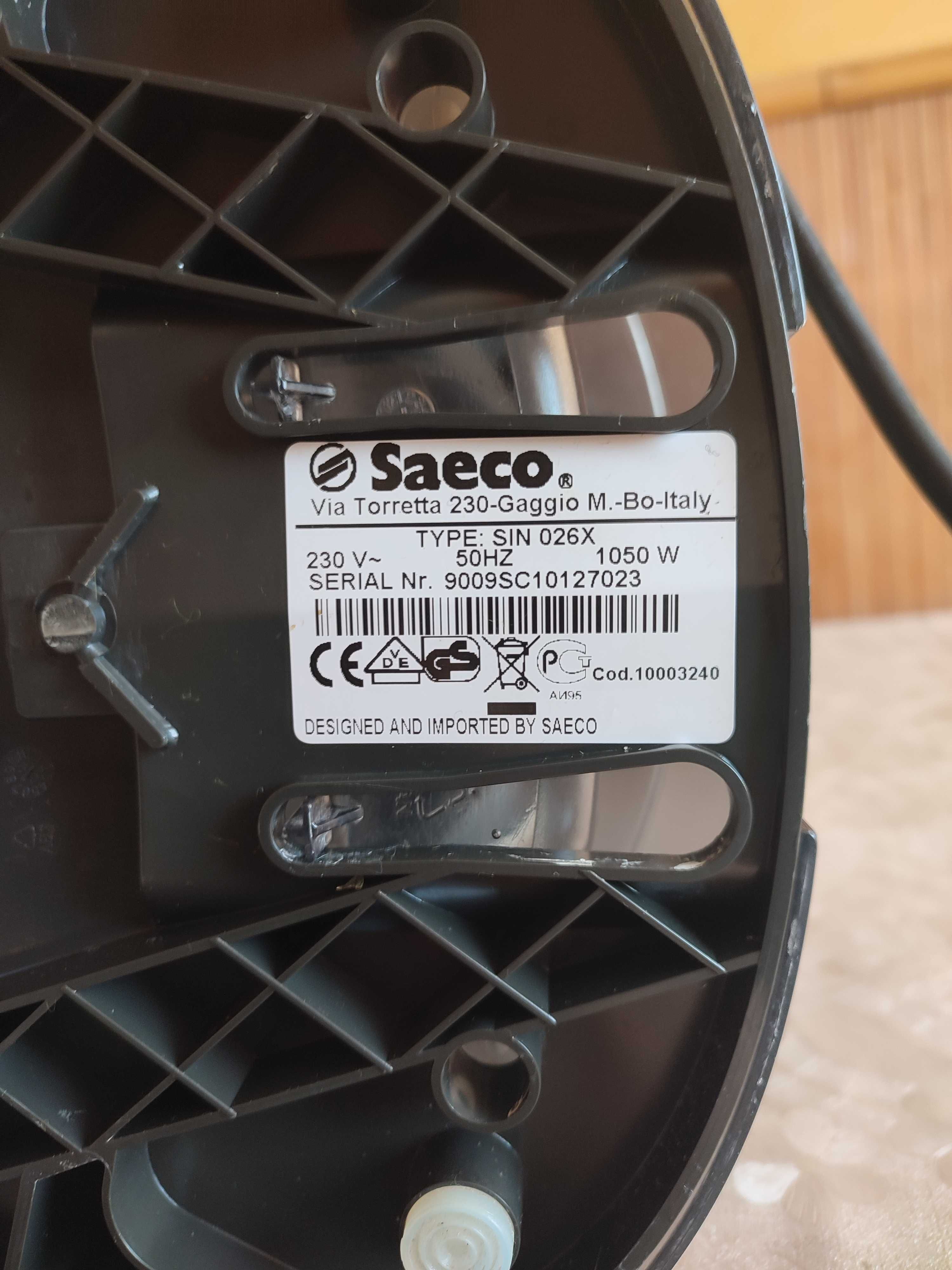 продам кавоварку Saeco nina plus