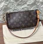 Louis Vuitton Pochette Accessoies