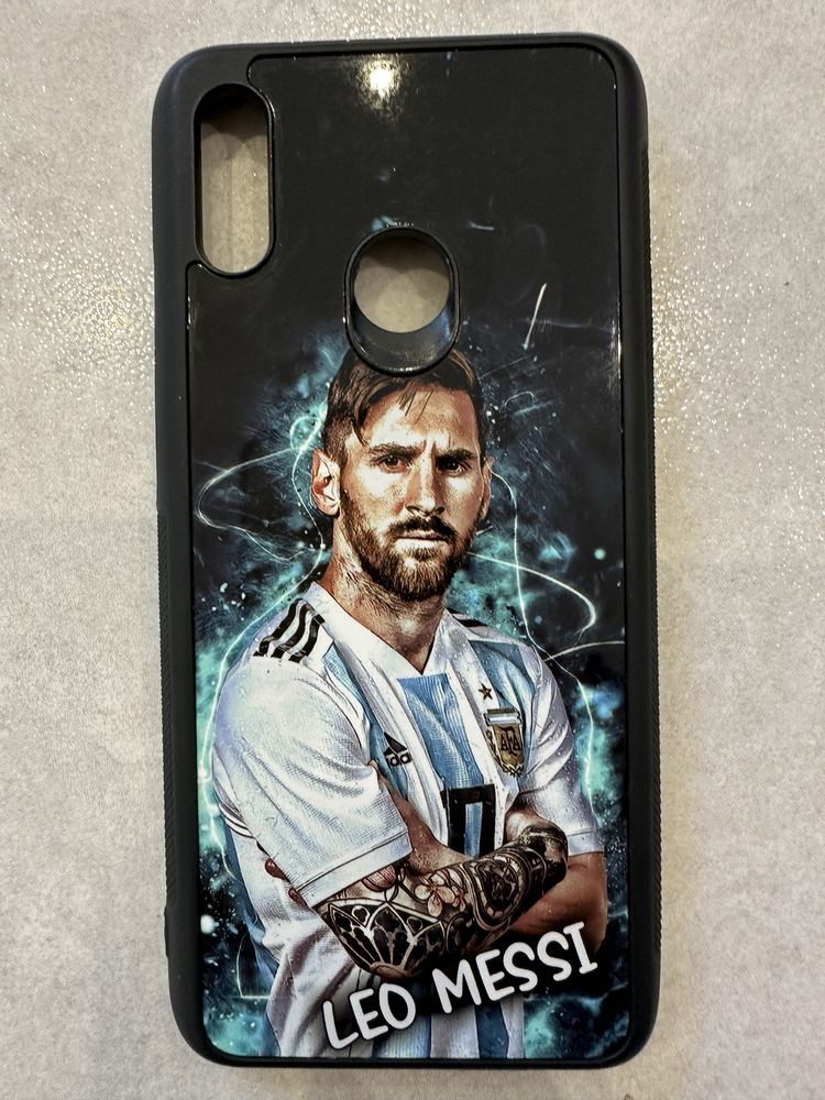 Etui Messi na huawei p smart 2019 / stan batdzo dobry. Polecam.
