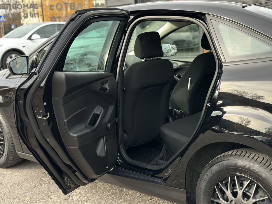 FORD FOCUS 2016 року, 2.0 бензин, автомат, передній привід.