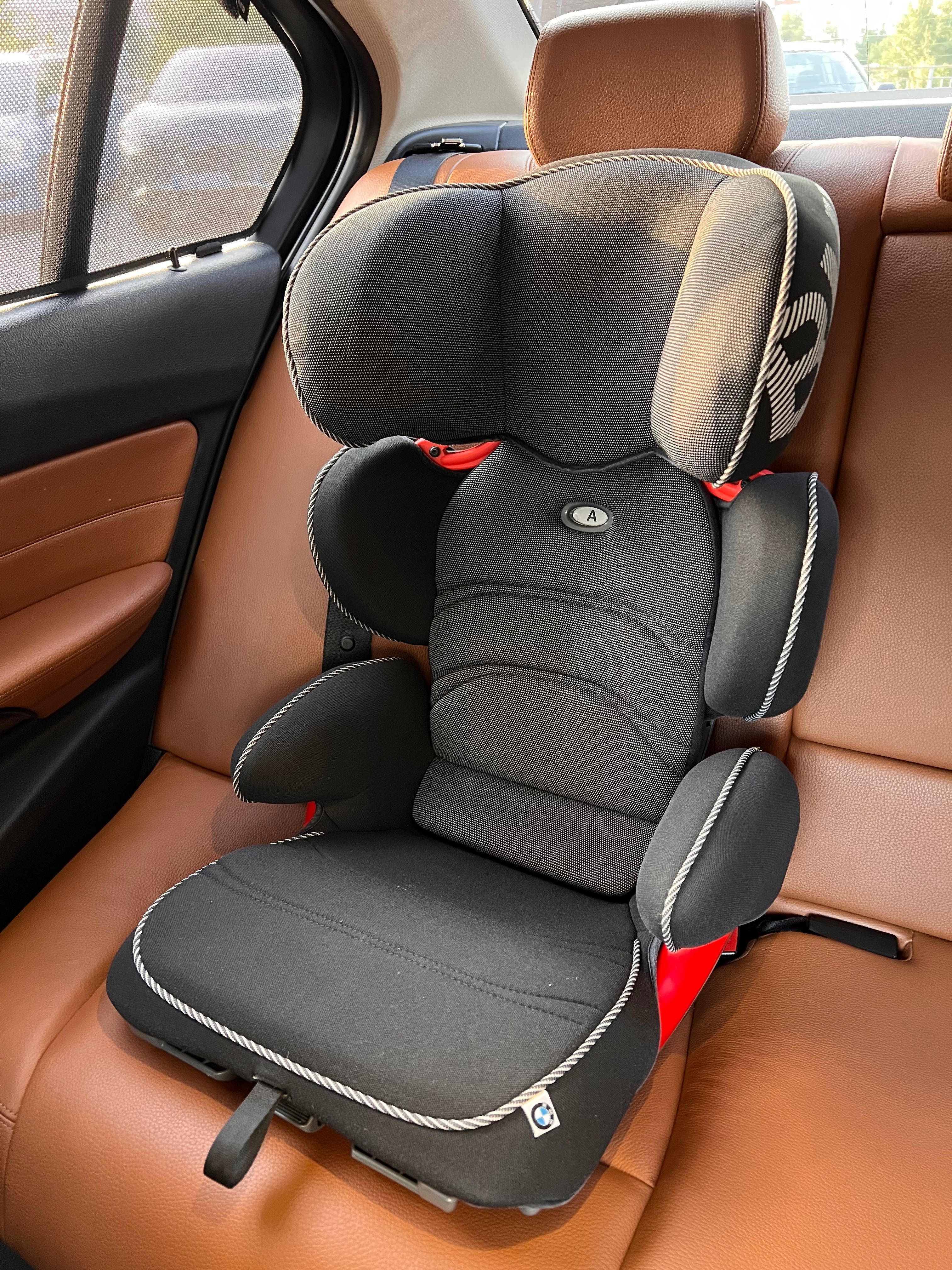 Автокрісло BMW Junior Seat (оригінал)