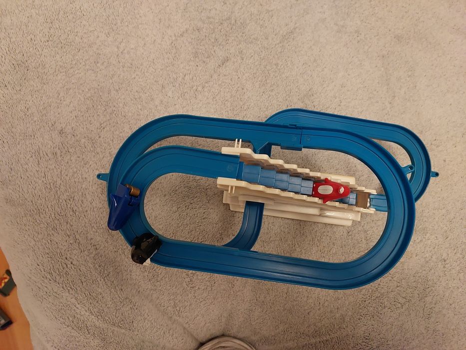 Zabawka zjeżdżalnia pingwinów