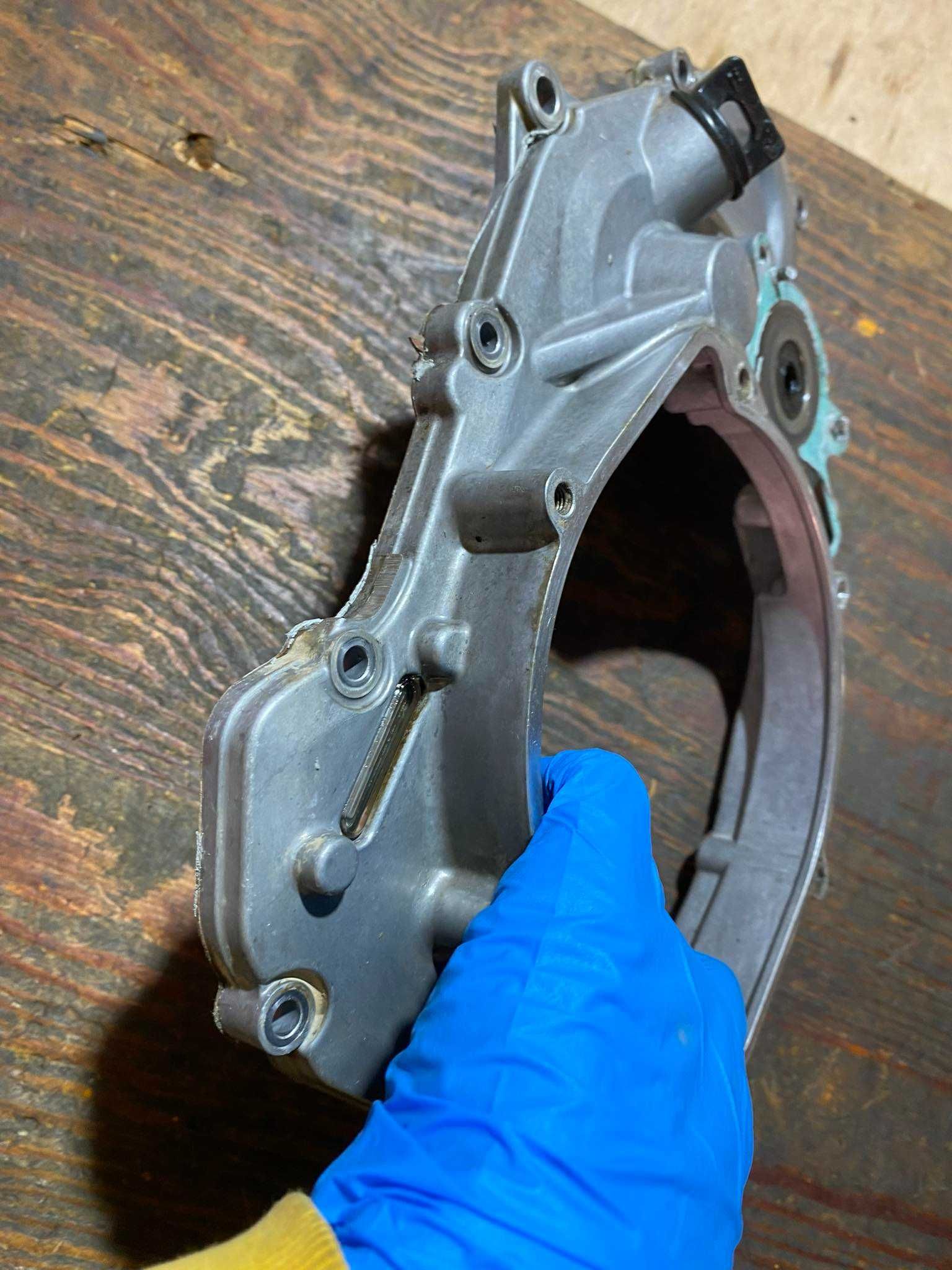 pokrywa cwiartka polkarter kapa sprzegla husaberg fe 390 / 450 / 570