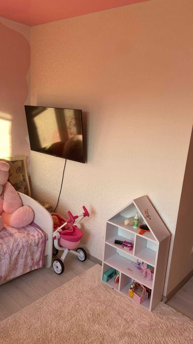 Продам 3 кімнатну квартиру 5/5 (пр-т Будівельників 32А)