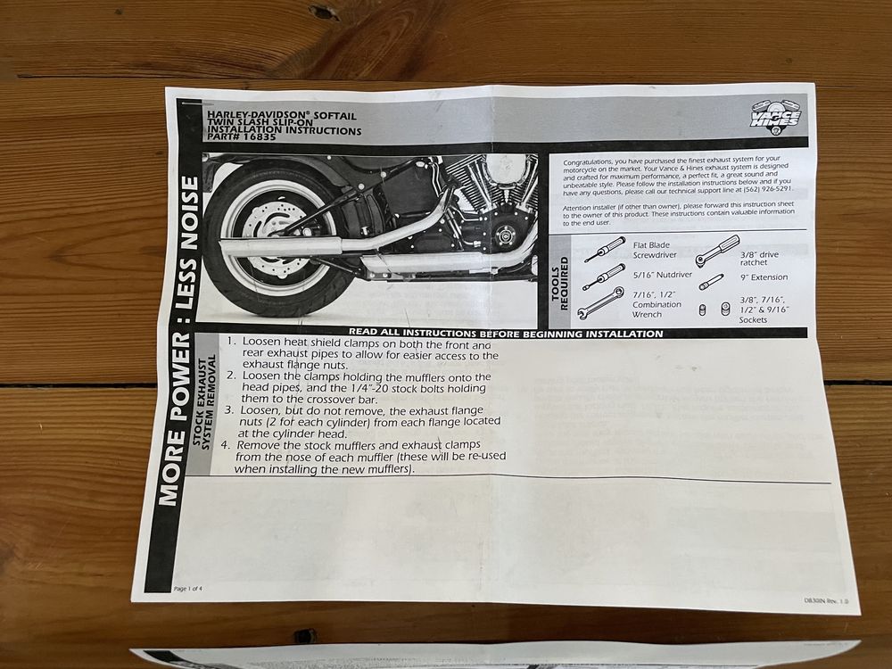 Wydechy tłumiki Harley Vance&Hines Twin Slash Softail D740RC