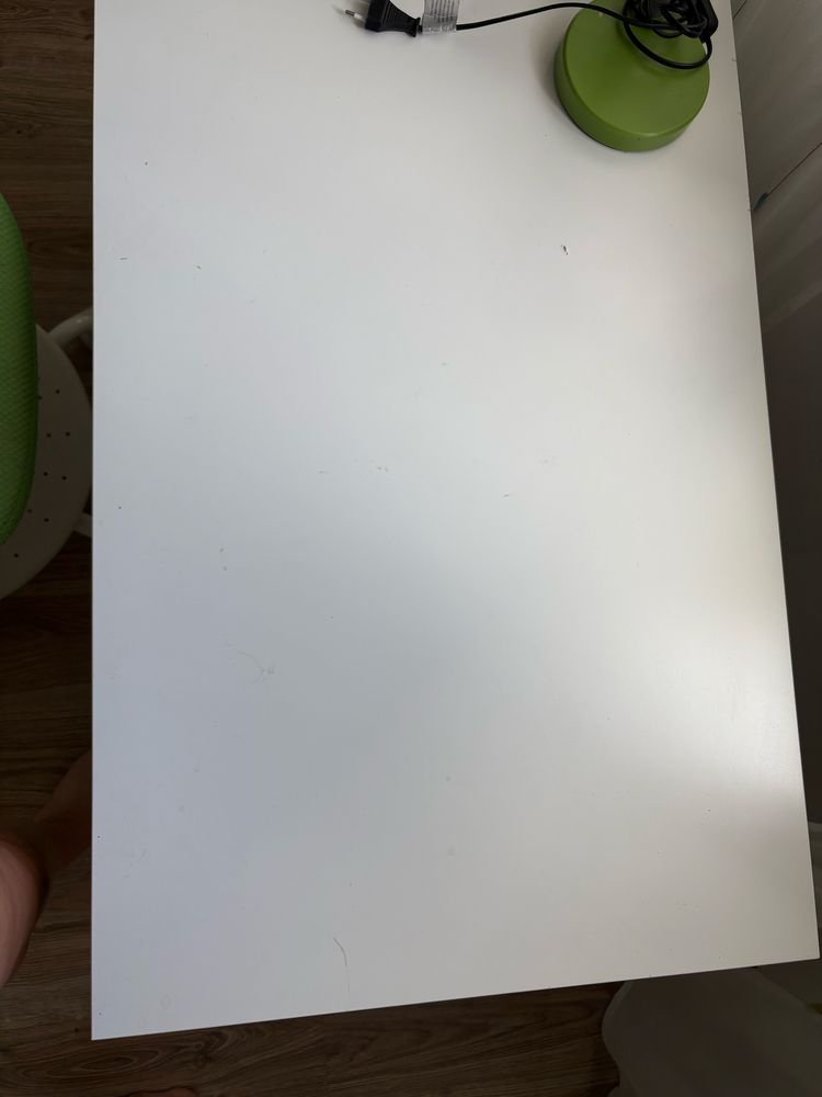 biurko + krzeslo Ikea
