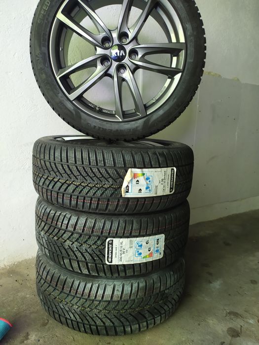 Oryginalne koła alufelgi Kia XCEED 235/45/18 Semperit zimowe