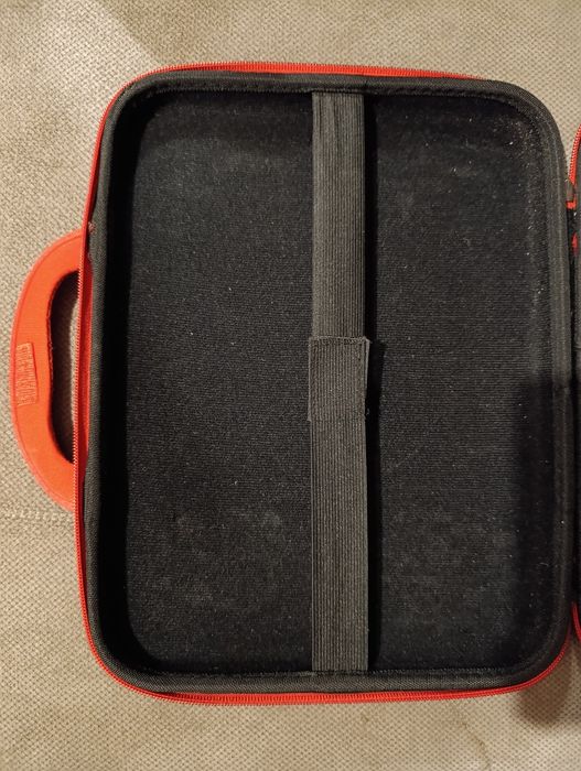 Etui pokrowiec na laptopa