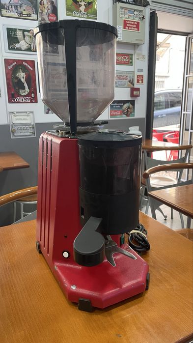 Moinho de cafe profissional