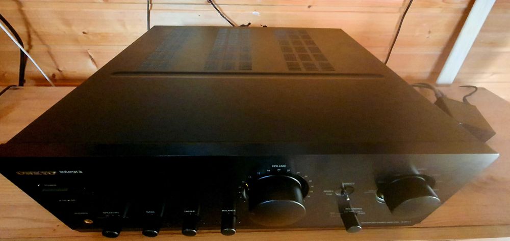 Onkyo Integra A-9711