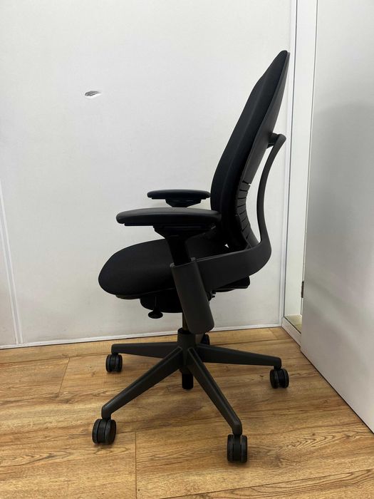 Steelcase Leap V2 (modelo Showroom)
