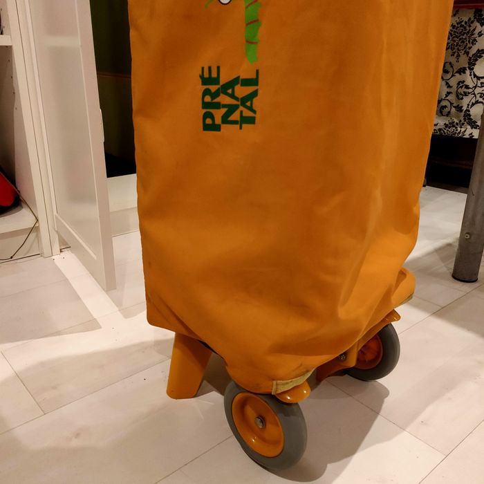 Cama de viagem com edredom