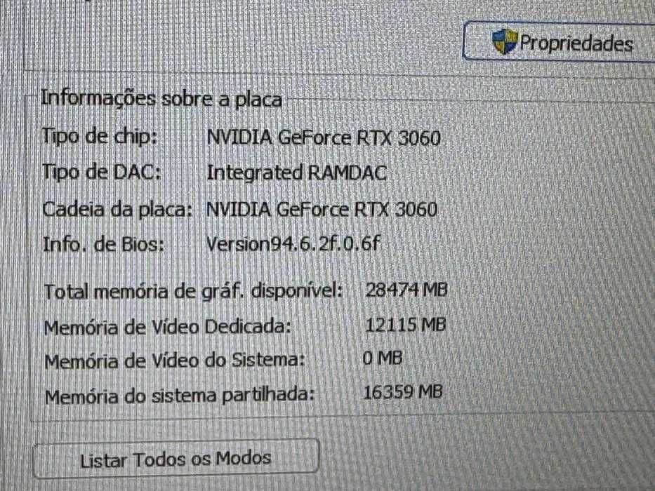 Computador gaming, características nas fotos