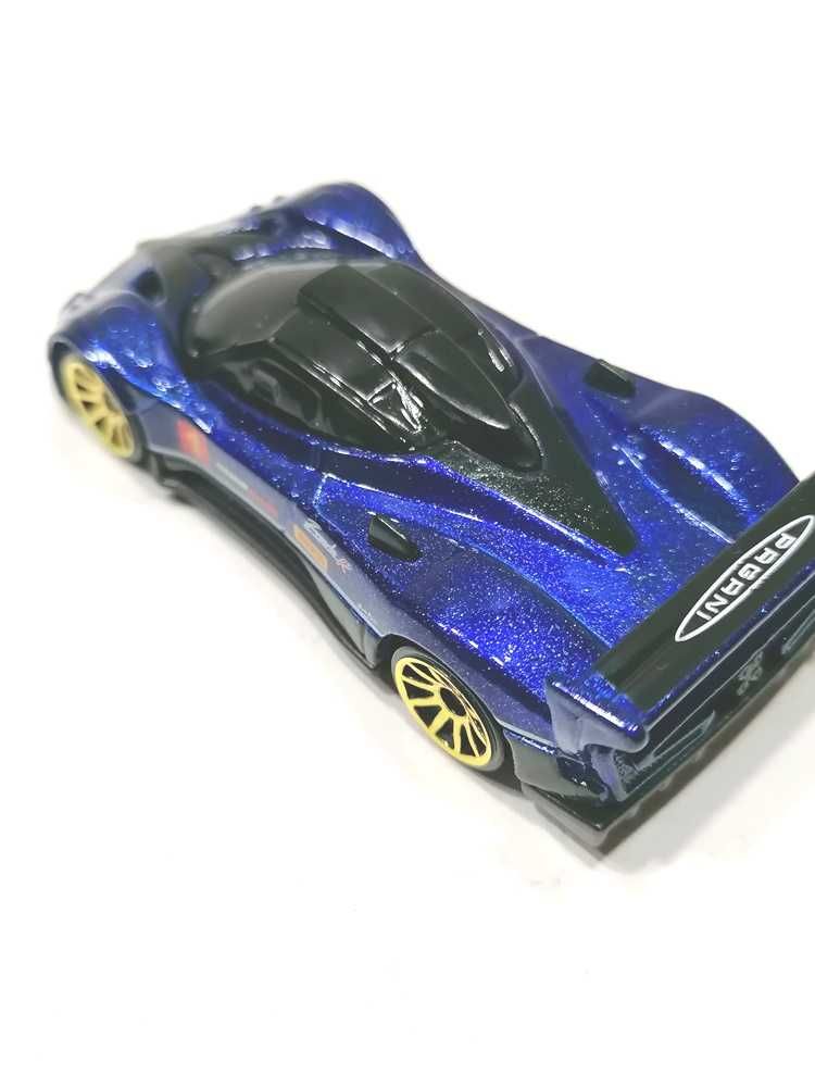 Hot Wheels Pagani Zonda R