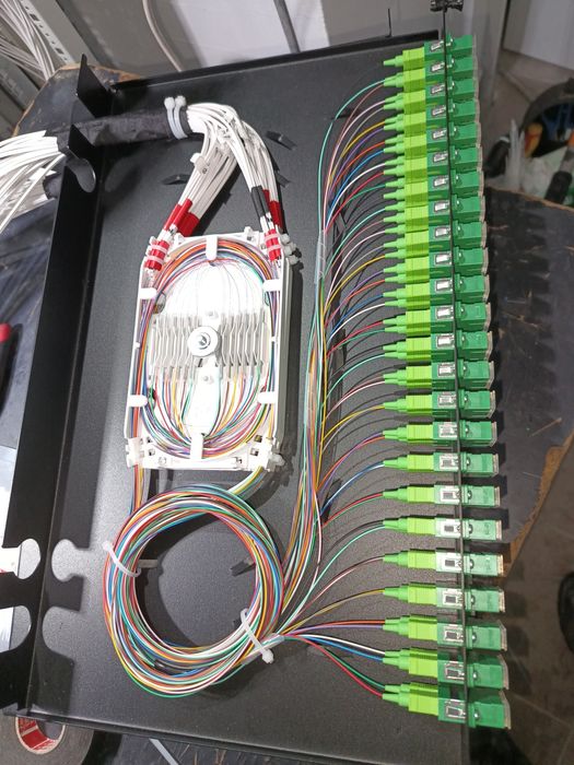 Spawanie światłowodów,budowa sieci FTTH