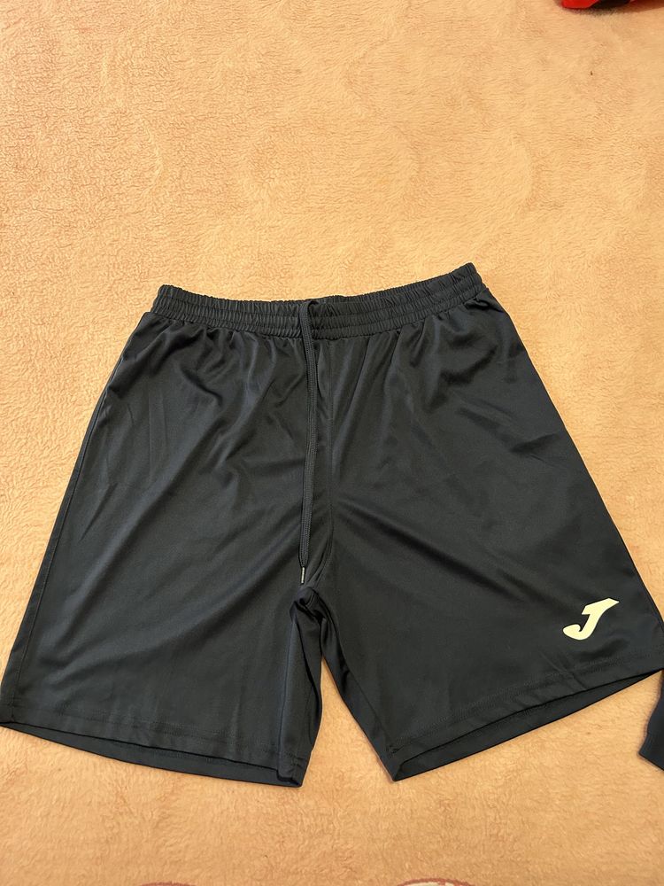 Calções e Meias de Futebol JOMA
