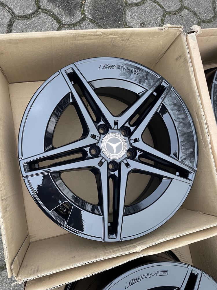 Felgi Mercedes C klasa w206 AMG 18 5x112 nowy model idealne