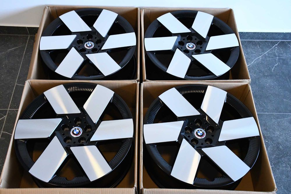 Felgi Aluminiowe OE BMW X1 iX1 U11 20'' 8J ET46 5x112 5A269E4 Nowe